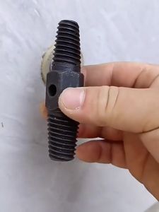 2 Way Pipe Extractor 1/2”& 3/4” Pipe Damage Extractor Broken Tap broken nut Remover Damaged Screw Extractor Pembuang kacang patah 取出器