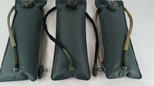 ถุงใส่น้ำเดินป่า 3L 2.5Lถุงน้ำวิ่งเทรล ถุงใส่น้ำทหาร พกเดินป่า แคมป์ แบบPVC