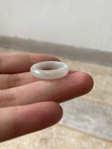 แหวนหยกเกลี้ยงดิบแท้ Jadeite Type A ไซส์ 53 (17 มม.)