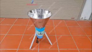 Máy băm rau muốngcây bèo tây làm thức ăn chăn nuôi heo