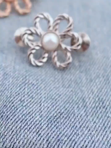 Nail-free Detachable Buttons Metal Brooch Flower Buckle Waist Pin for Jeans Adjustment Adorable