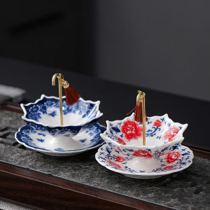 FENGBAI | Ceramic Blue and White Rotating Tea Strainer Accessory