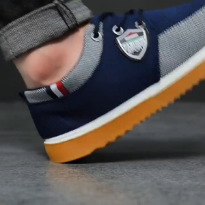 Sepatu Sneaker Pria Keren Terbaru 2025 & Sepatu Karet Viral Kasual Cowok