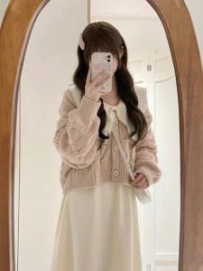 เสื้อคาร์ดิแกนถักนิตติ้งสไตล์นักศึกษาฤดูใบไม้ร่วง/ฤดูหนาวสำหรับผู้หญิง ชุดเดรสยาว ชุดสองชิ้น นุ่มๆ อบอุ่น แขนยาว คอวี