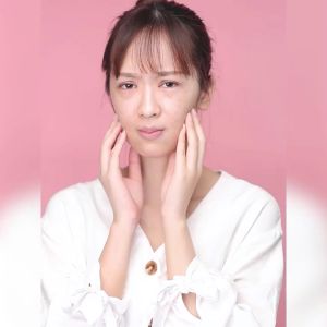 Mặt Nạ Bùn Hoa Anh Đào Sakura Mud Mask LAIKOU Hủ 80gram – Kiềm Dầu Nhờn Se Khít Lỗ Chân Lông Dưỡng Da Trắng Hồng