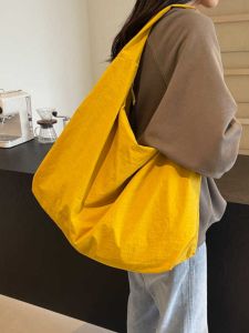 Large Capacity Canvas Tote Bag Womens Single Shoulder Student Artistic Japanese Style Versatile Bag Casual Crossbody Bag