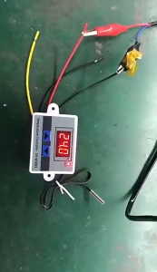 XH-W3001 220V Incubator Digital Temperature Controller Thermostat Control Switch