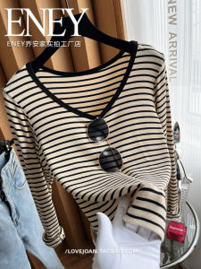 ใส่สบาย อ่อนโยนต่อผิว เสื้อยืดแขนยาว สีดำ สีขาว ลายทางใต้เสื้อเชิ้ต ความยืดหยุ่น