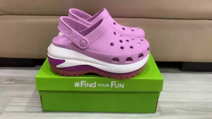 Giày dép crocs chuẩn xịn chống hôi chân nhựa tế bào êm mềm siêu bền đi mưa lội nước đi biển Giày sục crocs đế xuồng mega crush clog cao 8cm màu tím