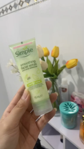 Combo nước hoa hồng toner Simple 200ml + tẩy tế bào chết Simple cho da nhạy cảm 75ml