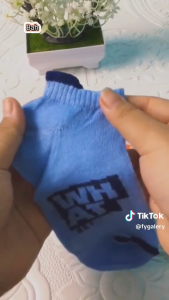 MGKS89 Kaos Kaki Pria Wanita Motif Garis Dan Huruf Kaos Kaki Pendek Ankle Socks