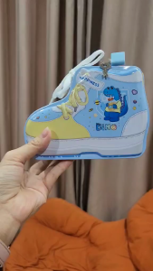 Hộp Đựng Tiền Tiết Kiệm Hình Chiếc Giày - Két Mini Decor Bàn Học Cho Bé Có Chìa Khoá