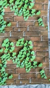 Giấy dán tường giả gạch chất liệu decal có sẵn keo mặt sau kích thước 0.45m x 10m / cuộn keo bám chắc chắn không thấm nước