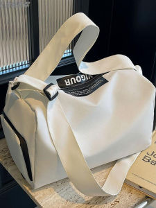 กระเป๋าใส่ชุดว่ายน้ำกีฬา กระเป๋าเดินทางแบบแยกชั้น ความจุขนาดใหญ่ กระเป๋าใส่เสื้อผ้ากีฬาสำหรับผู้ชายและผู้หญิง กระเป๋าใส่ชุดว่ายน้ำแบบกันน้ำ