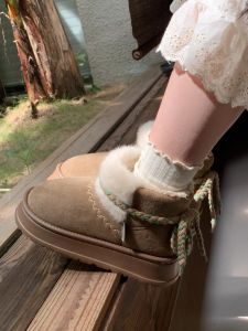 Giày Bốt Đi Tuyết Lót Lông Cừu Đế Dày Thoải Mái Cho Nữ Mùa Đông Phong Cách Hàn Quốc Đa Năng Bốt Giữa Đến Đầu Gối