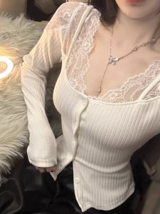 เสื้อคาร์ดิแกนถักคอวีแขนยาวผู้หญิงสีขาวพร้อมขอบลูกไม้ เสื้อชั้นในเซ็กซี่ทรงเข้ารูป เสื้อชั้นในสุดเก๋สำหรับฤดูใบไม้ร่วงและฤดูหนาว