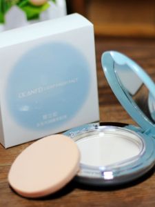 Lilanfei Matte Moisture Balancing Cake Powder: Long-lasting Oil Control & Natural-looking Makeup