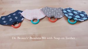 Yếm Cotton Bandana Bibs kèm ngậm nướu Silicone - Dr.Browns