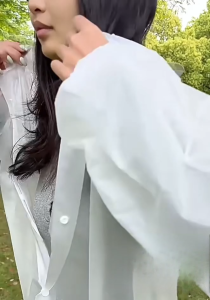 kapote original makapal 100% water proof raincoat Equipped with a brim to shield against rain raincoats for adult makapal Comfortable and lightweight with a built-in fragrance