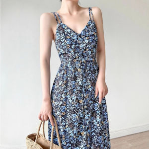 Korean Style French Floral V-Neck Strap Dress Womens Summer New High-End Feelings Beach Vacation Long Split Skirt
