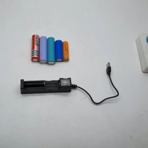 Bộ sạc nhanh pin LJ-4205-1P 18650 14500 16340 USB thông minh 1 ngăn cải tiến thông dụng