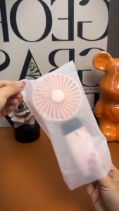 (Bản 2025 Pin 20000mAP) Quạt Cầm Tay Tích Điện Dung Lượng Pin Khủng 5 Cấp Độ Gió Màn Hình LED -Kèm Dây Sạc Pin Đế