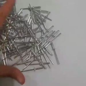 Paku Rivet Benz 440 32x11 /100pcs