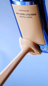 SKINTIFlC Perfect Coverage Blurring Skin Tint 30ml - Tinted Foundation Flawless Hingga 10 Jam