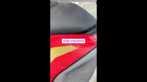 Zynato Autocare Restorer Pengkilap Bodi Motor Instan 400ml - Perlindungan Tahan Lama & Kilau WET LOOK untuk Semua Jenis Cat Motor - Paint