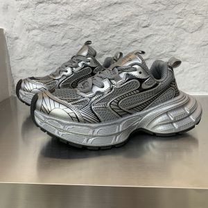 Fall 2025 Mens Dad Shoes Fashionable Thick Bottom Heightening Casual Sports Shoes Breathable Low Top Cotton Fabric Laces