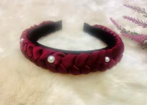 Bờm đính ngọc hạt to nhỏ