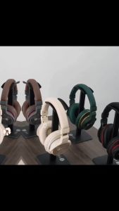 V2S MATE 60 Wireless Stereo Headphone Noise Cancellation With Built-in Mic Supports FM/Aux/SD