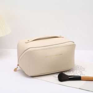 Portable Luxury Cosmetic Organizer Bag Large Capacity Women Travel Makeup Case Waterproof Multifunctional Toiletry Storage Bag