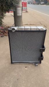 Két nước ngang 62 dài 81 lắp cho xe ô tô dongfeng đông phong 7 8 tấn trên lái dưới phụ 1301N109 két nhôm