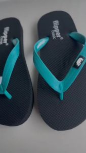 SANDAL JEPIT JAPIT FLIPPER TOSCA HITAM PRIA WANITA SANDAL JEPIT JAPIT FILPPER CLASSIC PRIA COWOK PREMIUM SANDAL PRIA FLIPPER CLASSIC SANTAI TERLARIS SANDAL JAPIT FILPPER PRIA SENDAL PRIA JEPIT FLIPPER PREMIUM