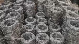ลวดหนามชุบกัลวาไนซ์(ชุบเย็น/ชุบร้อน) #14 ลวดหนาม ล้อมสนาม ล้อมรั้ว Galvanized Barbed Wire #14