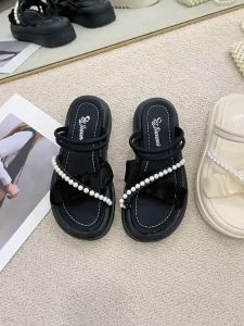 รองเท้าแตะแฟชั่นผู้หญิง รองเท้าสตรีคุณภาพดี พื้นนิ่ม ลมนางฟ้า ส่งเพื่อ R42# 1-2วัน