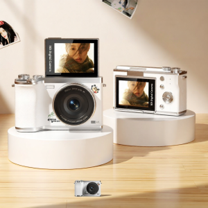 Retro High-definition Mini Digital Camera