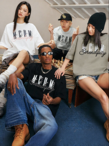 MEDM | 3D Embroidery Basic Cotton Loose Simple Crew Neck T-shirt