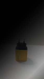 Batok Charger Ko-71 120W 4 Port Fast Charging Dual Port USB A QC 3.0 + Dual PD Port USB Type C