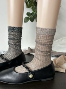 ฤดูร้อน ประกายบาง ผู้หญิง ถุงเท้าถึงกลางน่อง ถุงเท้า ทันสมัย แถบแนวตั้ง รันเวย์ สไตล์ ถุงเท้ายาวถึงเข่า ถุงเท้ากองไนลอนสบาย