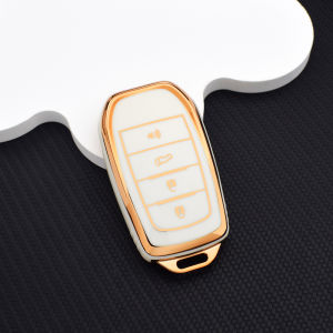 4 Buttons Car Key Case Cover Chain for Toyota Corolla Hatchback Cross Yaris Cross Prius Hilux Land Cruiser LC200 LC250 LC300