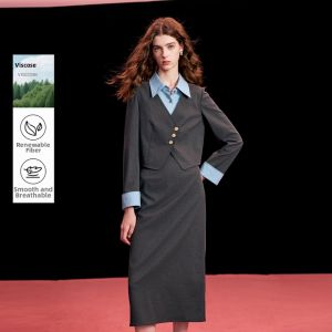 3COLOUR·S | Spring New Fake Two-piece Outfit Sweater and Skirt Set