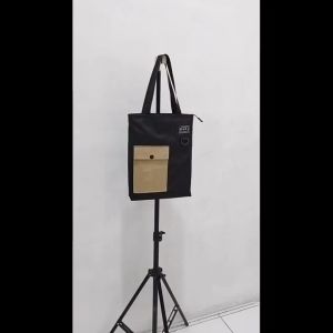 ToteBag Pria Wanita Bahan Kanvas Tas Jinjing Pria Model Kasual Penutup Resleting Dely Project (MINI)