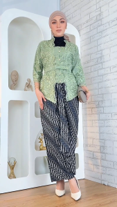 KM Anggerik Exclusive Printed Instant Pario - Skirt Only [S28803]