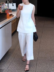 UYFY | Elegant Simple White Two-Piece Outfit for Women