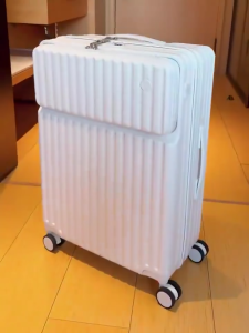 BoldEdge 20 Inch Koper Bagasi Kabin Kompartemen Laptop Tempat Gelas Pengisian Daya USB