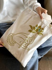 New Large Capacity Canvas Bag Buddhist Elements Crossbody Handheld Ecofriendly Bag Storage Organizer for Books And Outdoor Use