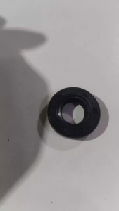 MOTORCYCLE OIL SEAL 14X28X7 FOR TMX155