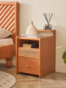 YUANSHI YUANSU | Solid Cherrywood Bedside Table
